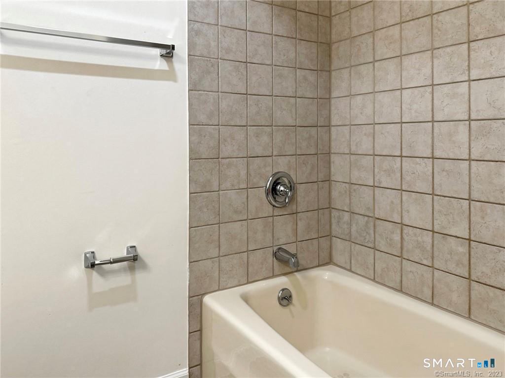 7 Palmer Circle Cromwell CT 06416