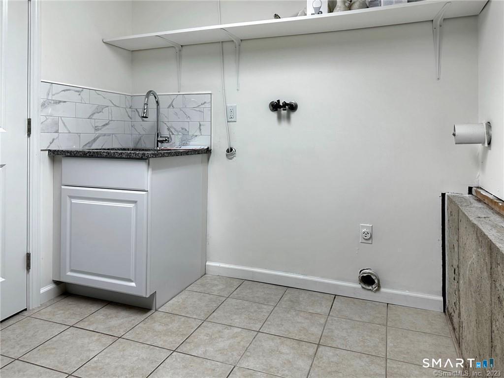 7 Palmer Circle Cromwell CT 06416