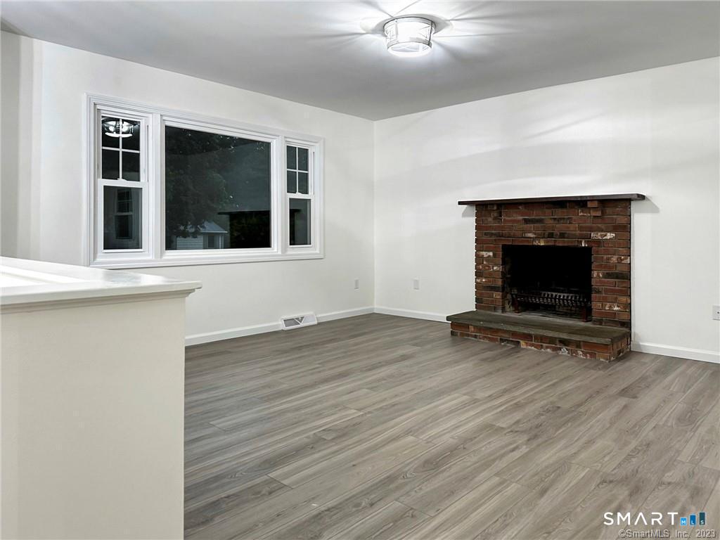 7 Palmer Circle Cromwell CT 06416