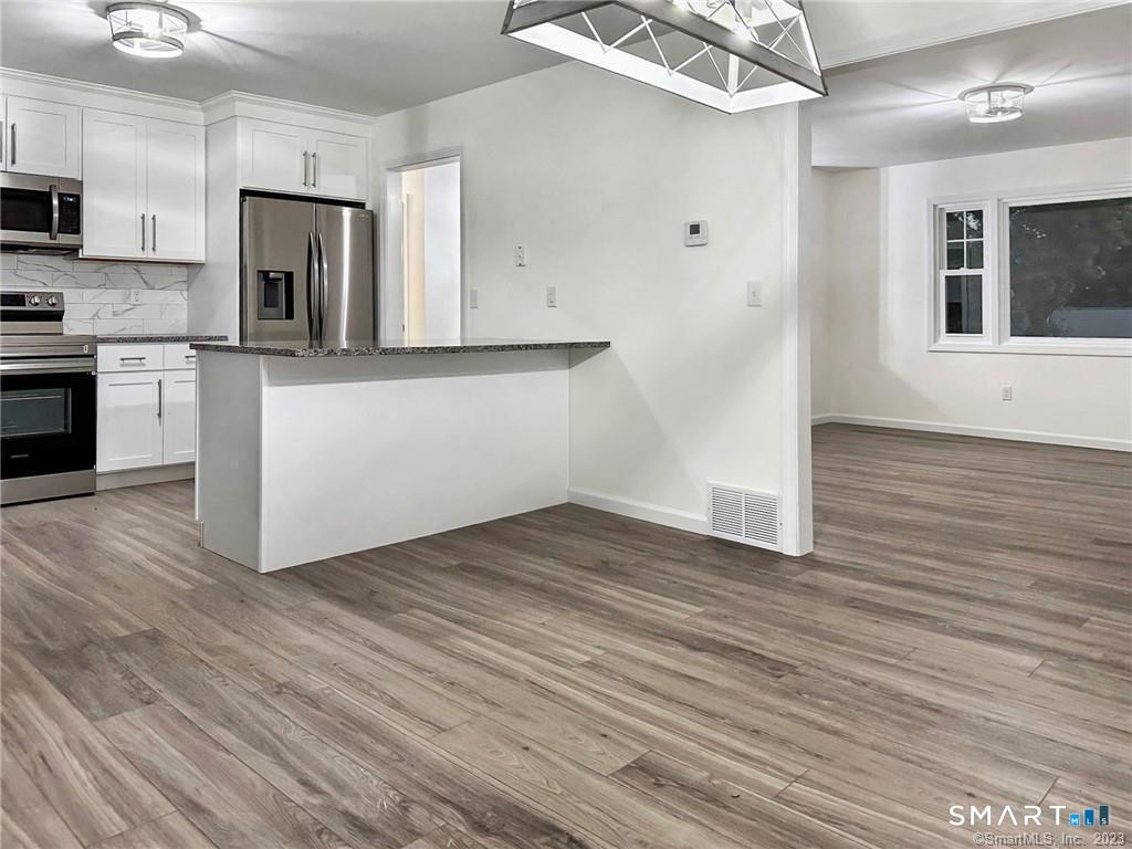 7 Palmer Circle Cromwell CT 06416