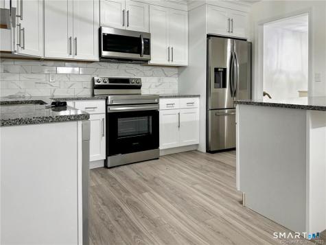 7 Palmer Circle Cromwell CT 06416