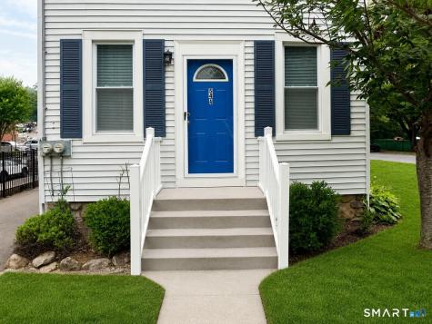 54 Forest Street New Canaan CT 06840