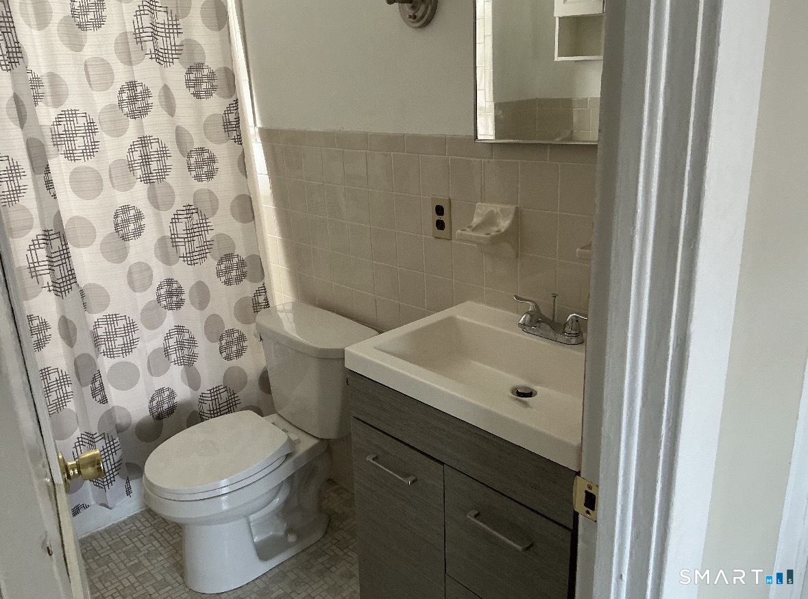 73 Brooklawn Street New Britain CT 06052