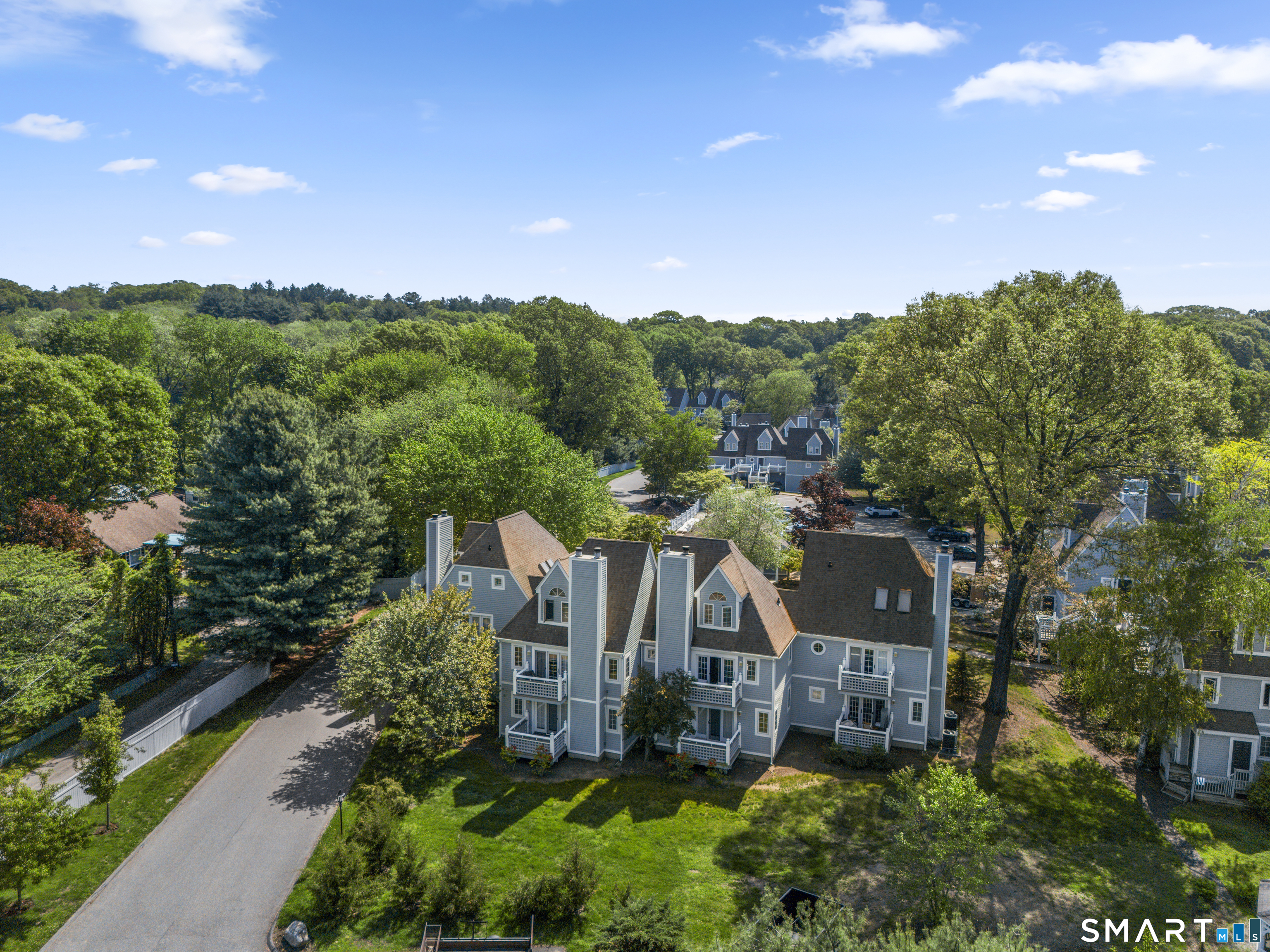 2124 Old Pond Lane Norwich CT 06360