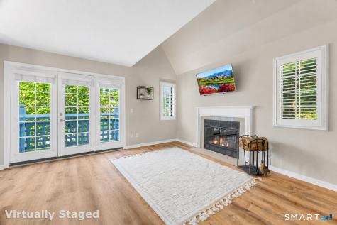 2124 Old Pond Lane Norwich CT 06360