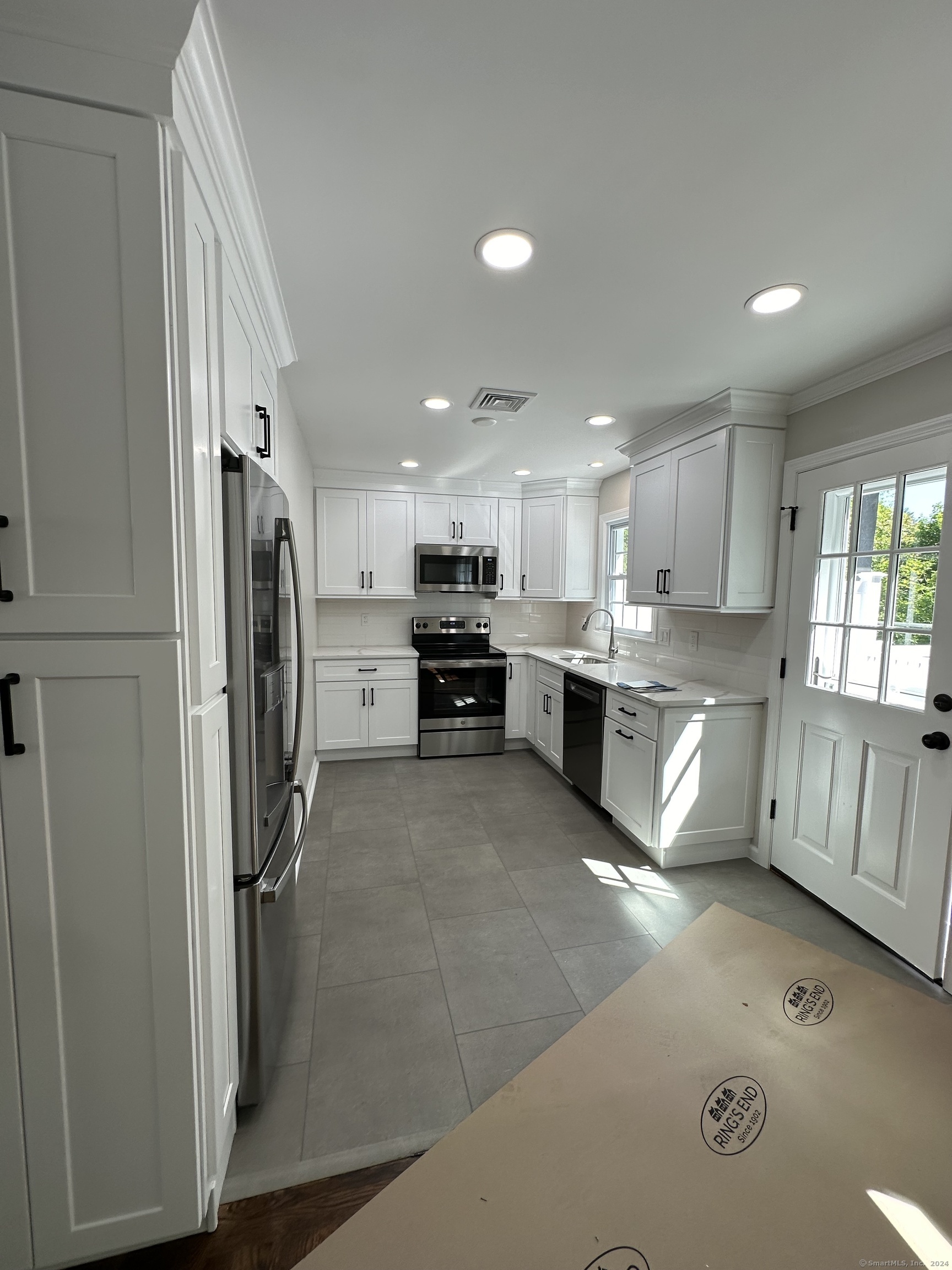 140 Millport Avenue New Canaan CT 06840