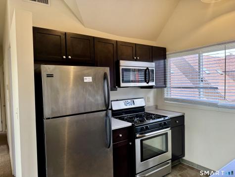 112 Montoya Drive Branford CT 06405