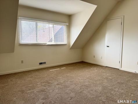 112 Montoya Drive Branford CT 06405