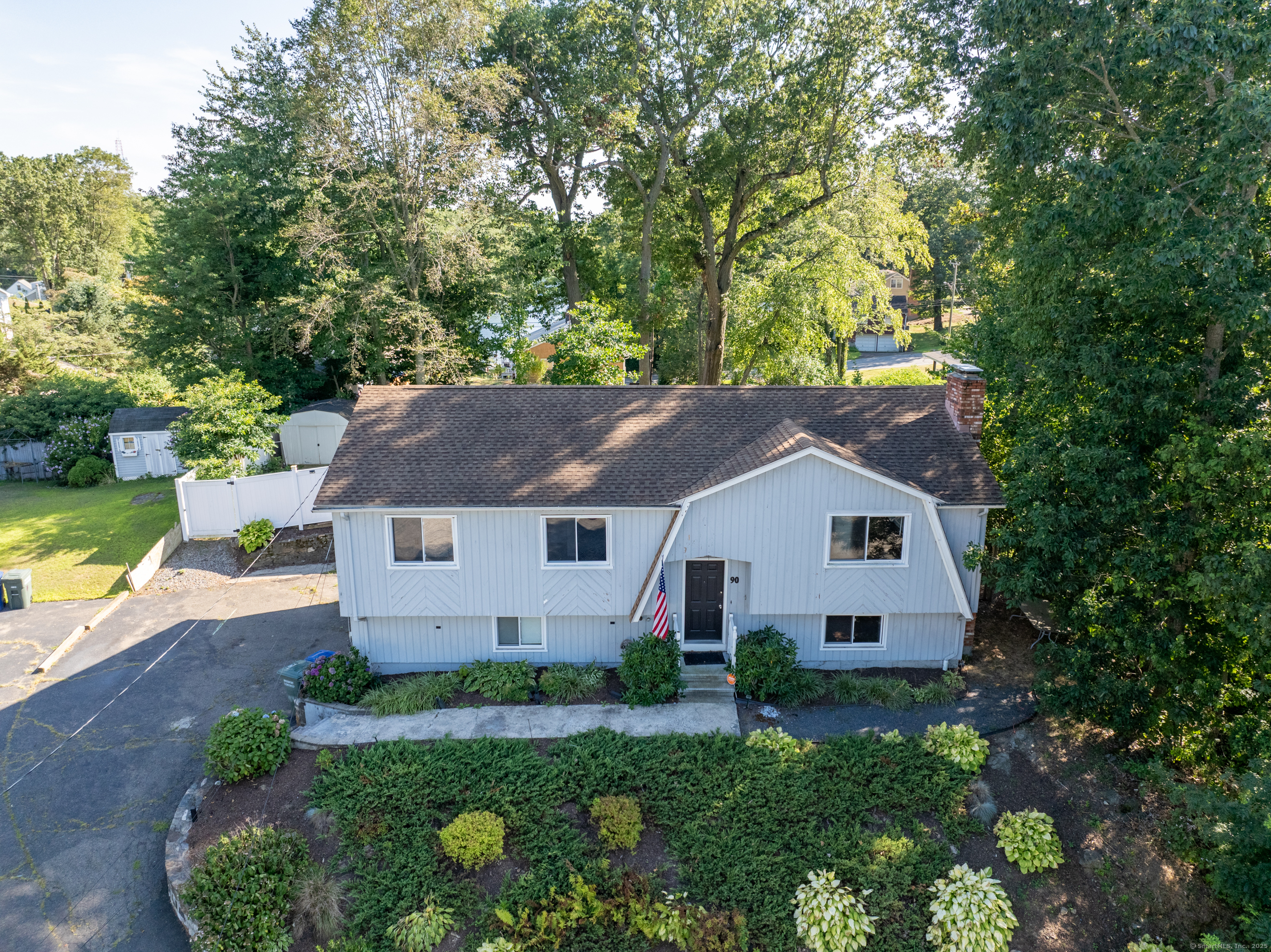 90 Village Lane Bridgeport CT 06606