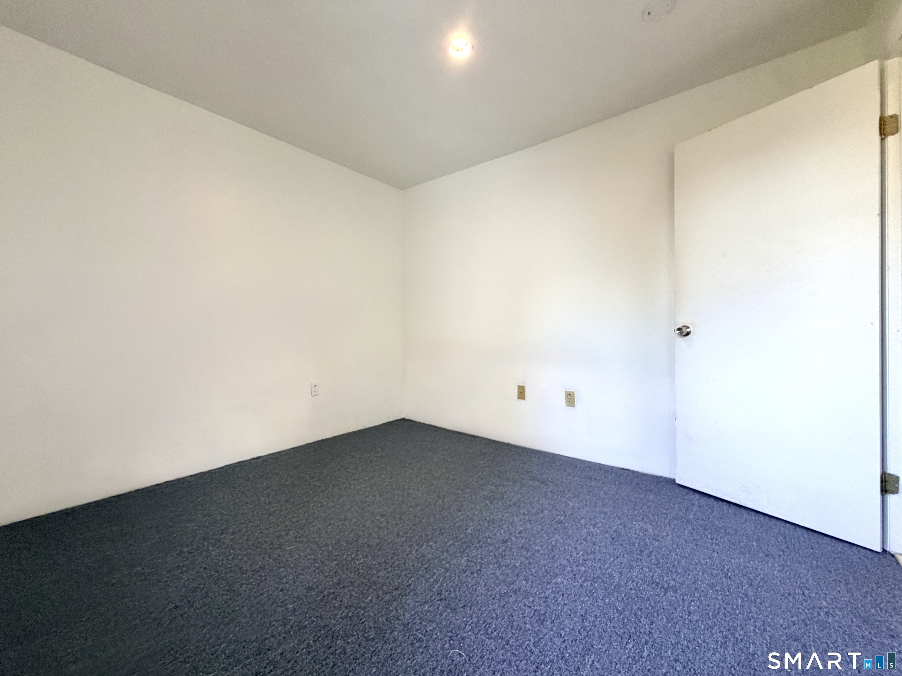 13 Jefferson Avenue New London CT 06320