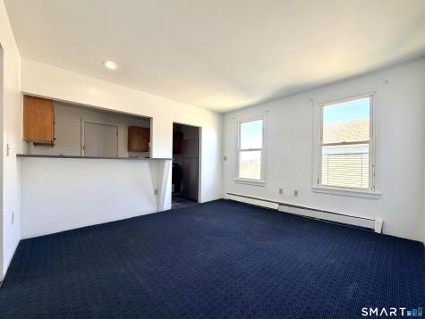 13 Jefferson Avenue New London CT 06320