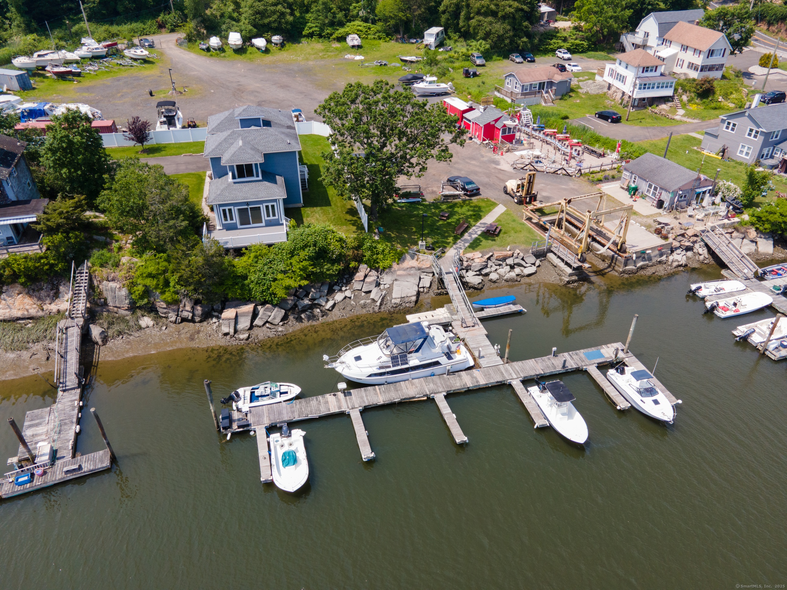44 Brown Road East Haven CT 06512