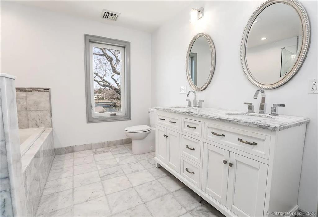44 Brown Road East Haven CT 06512