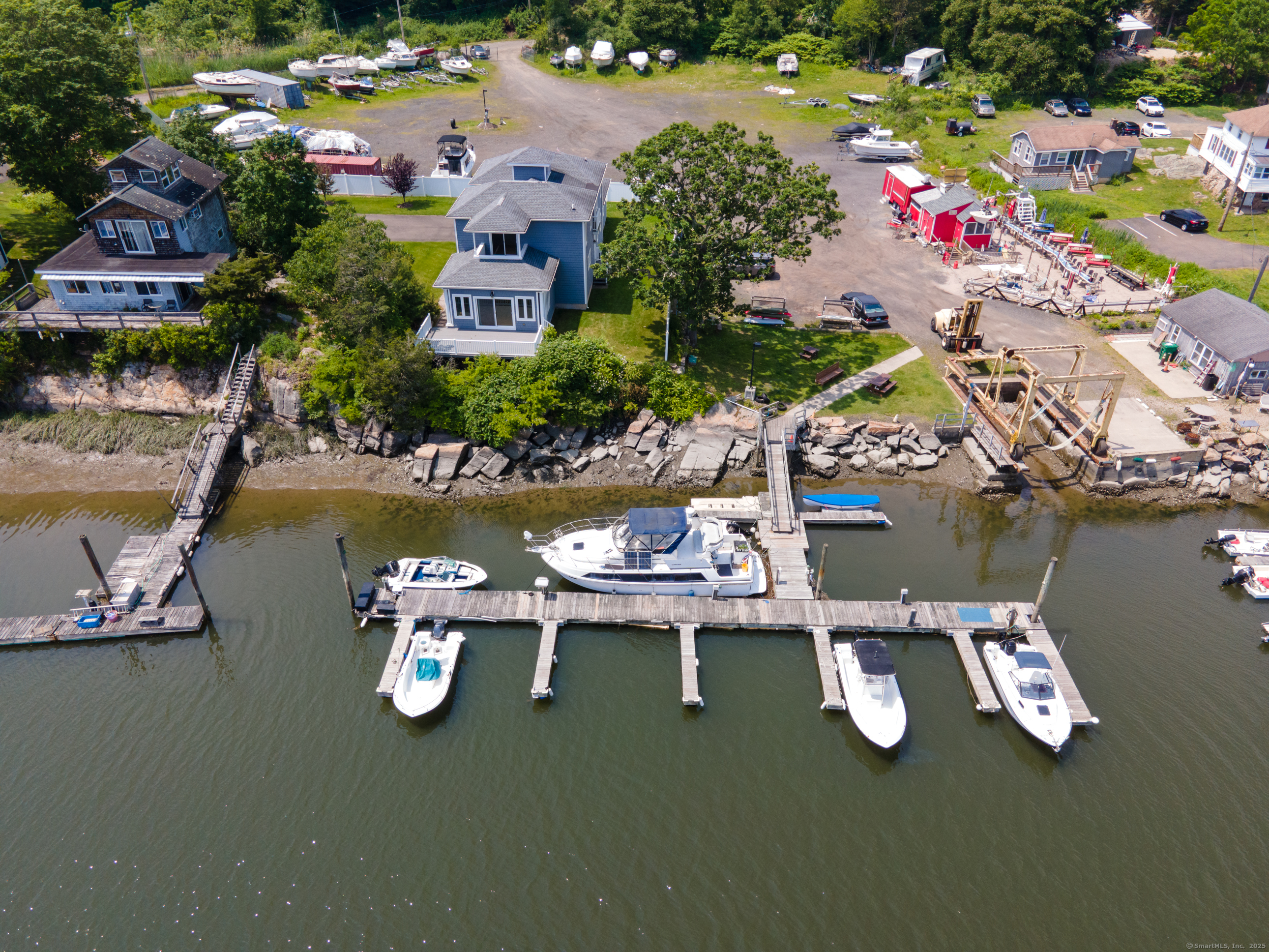 44 Brown Road East Haven CT 06512