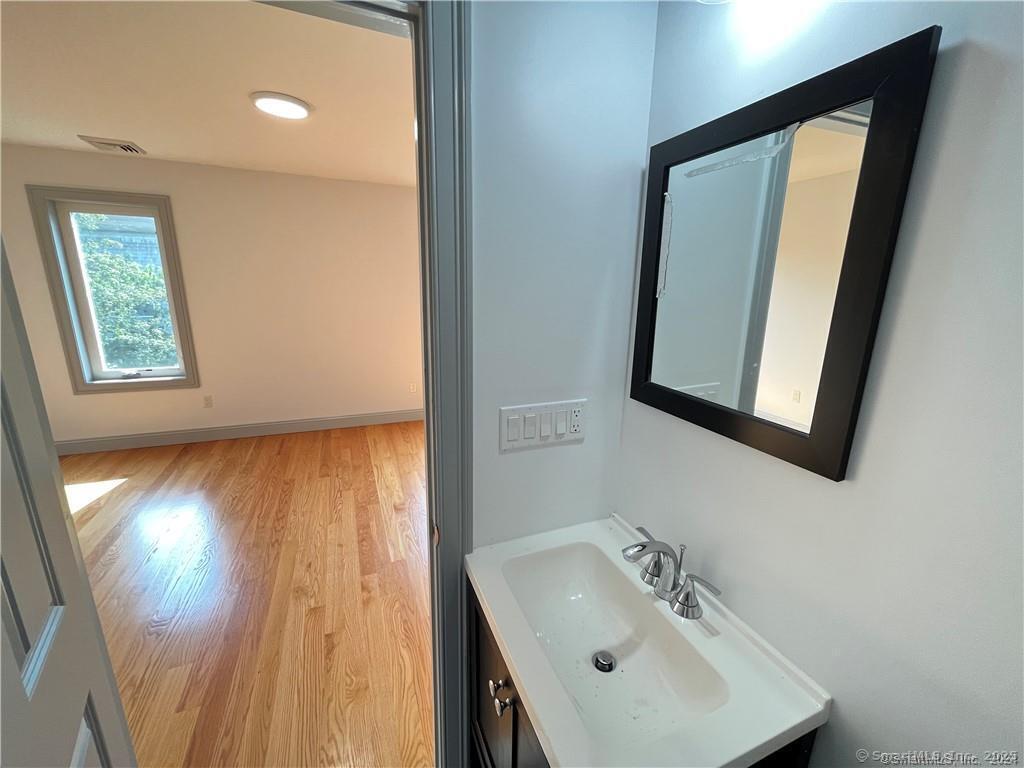 44 Brown Road East Haven CT 06512