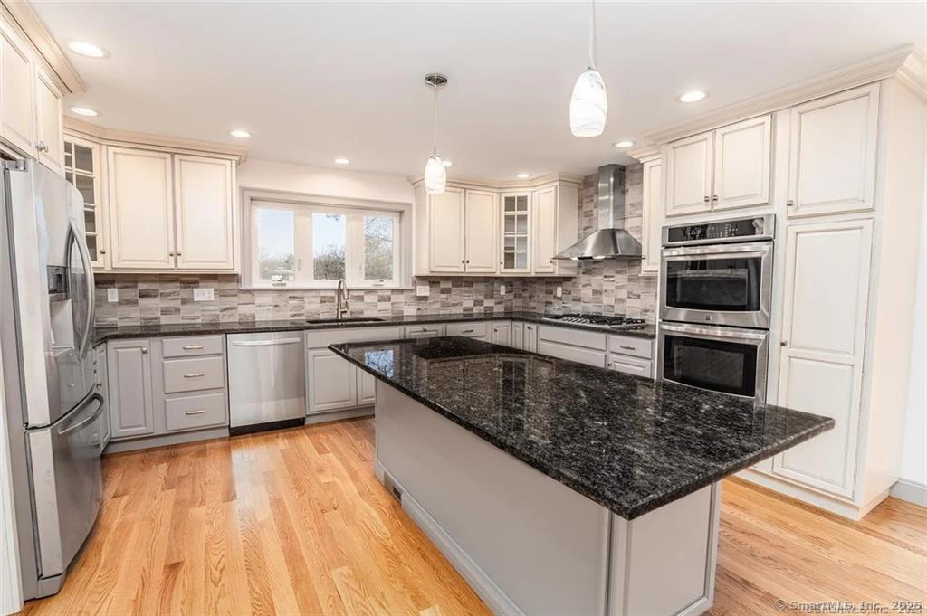 44 Brown Road East Haven CT 06512
