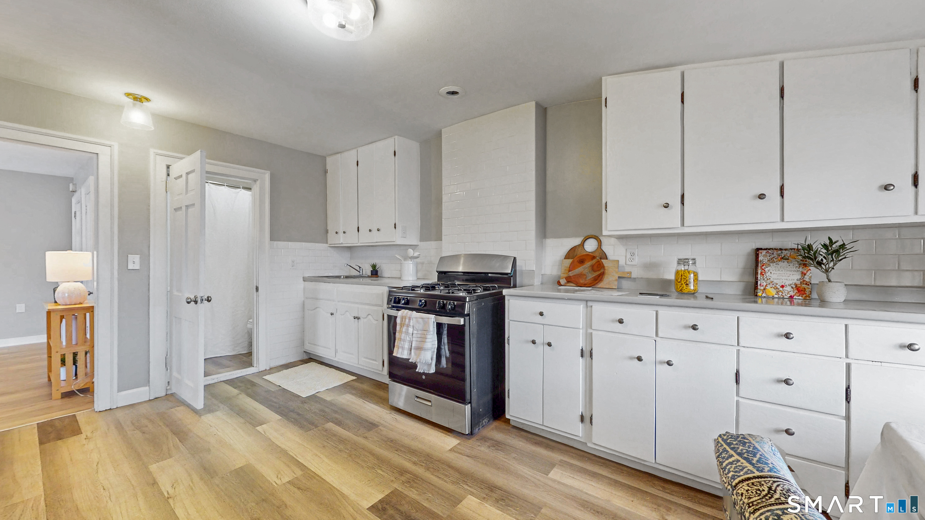 24 Madison Street Hartford CT 06106