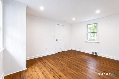 133 Jelliff Mill Road New Canaan CT 06840