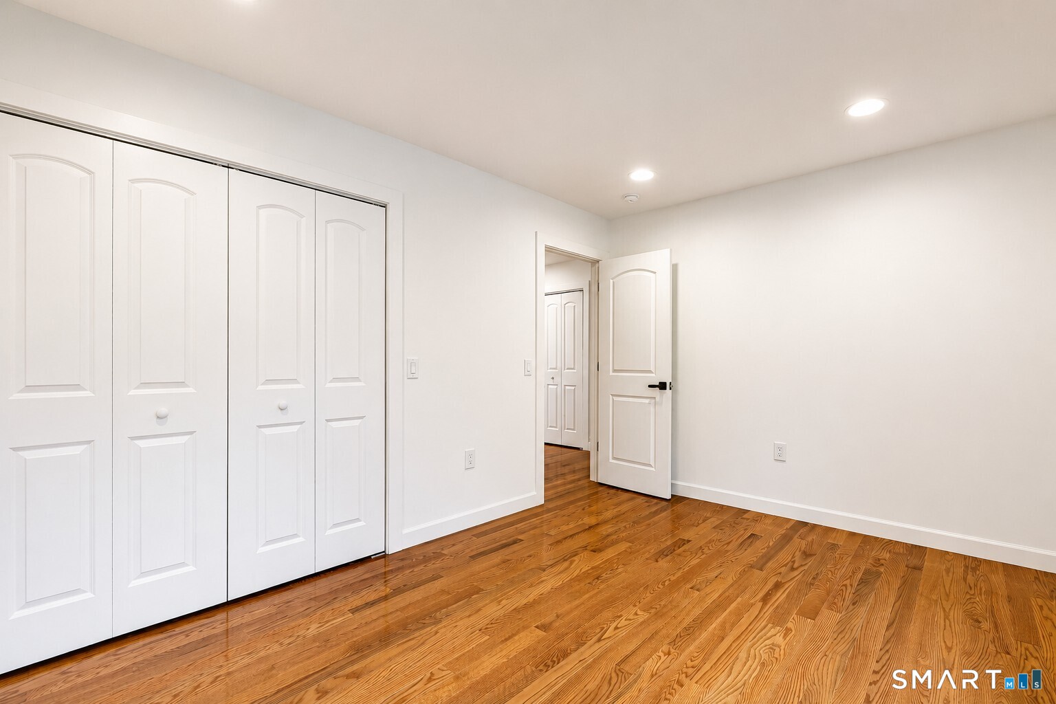 133 Jelliff Mill Road New Canaan CT 06840
