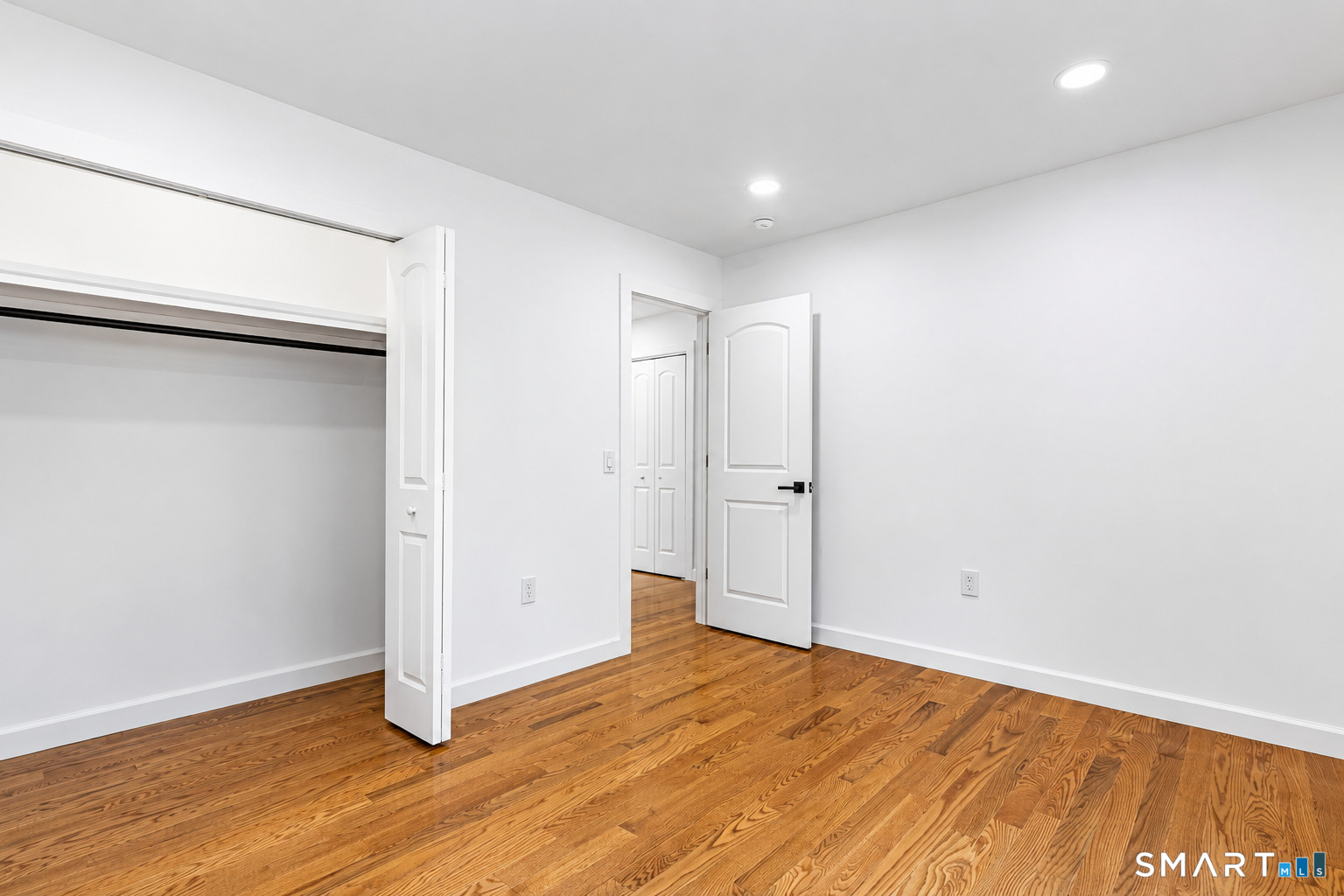 133 Jelliff Mill Road New Canaan CT 06840