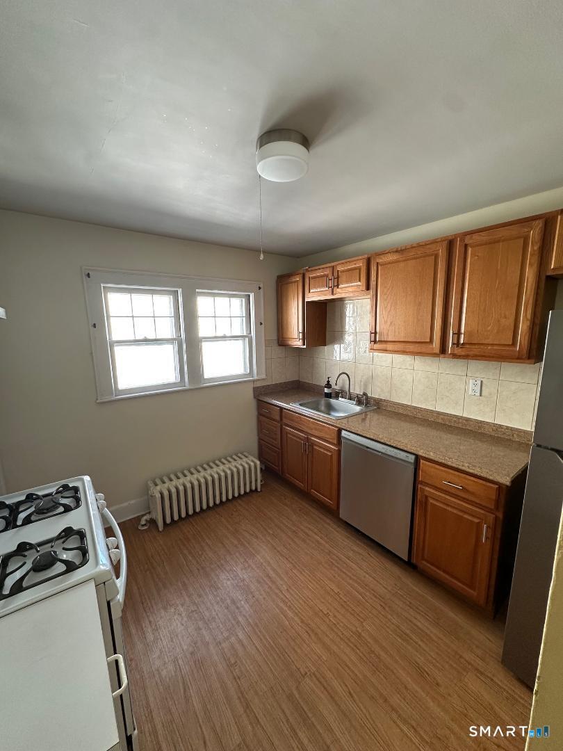 28 Hobbie Street Stamford CT 06902