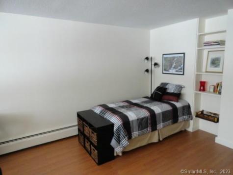 25 Ellsworth Street Bridgeport CT 06605