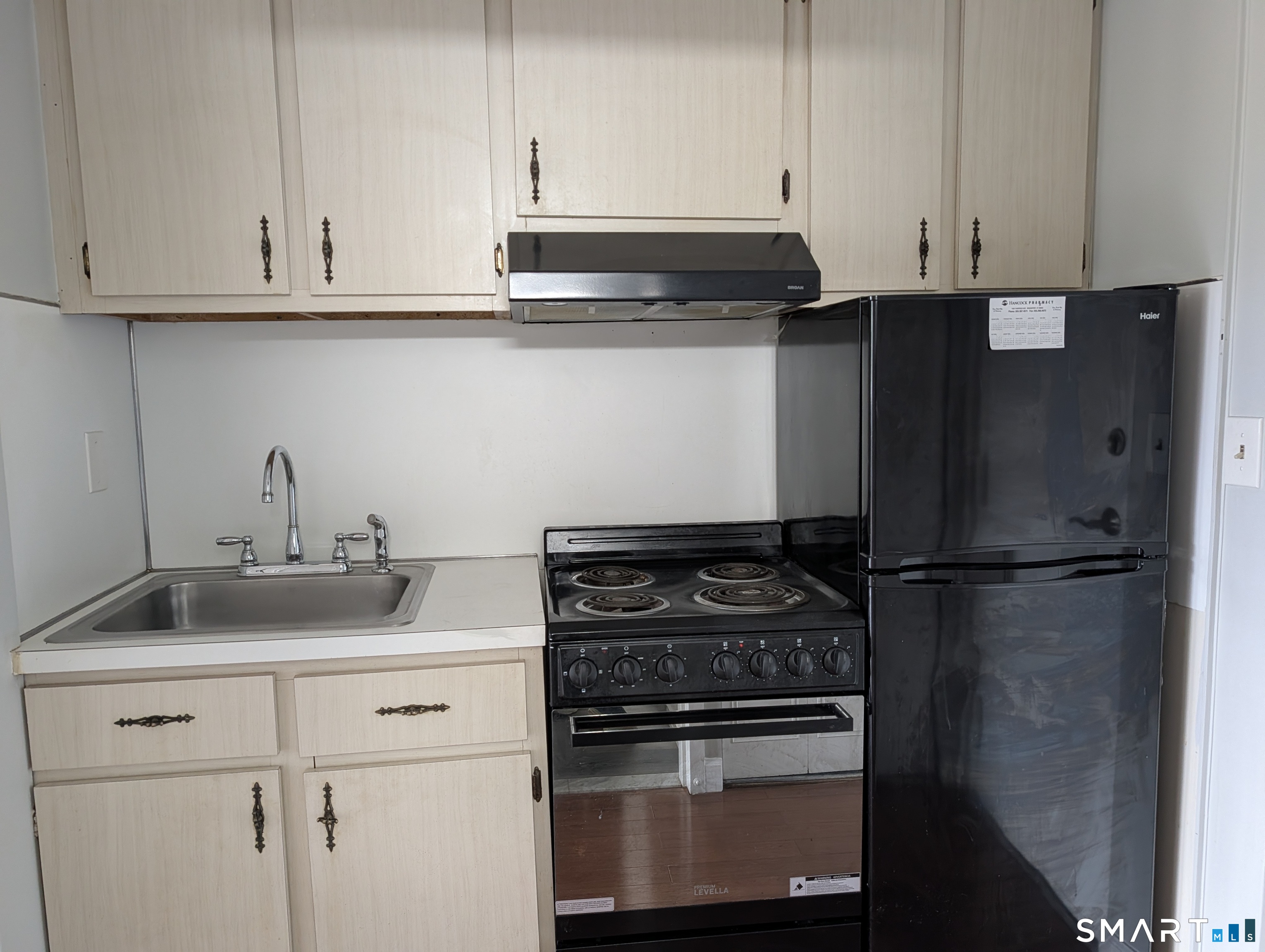 25 Ellsworth Street Bridgeport CT 06605