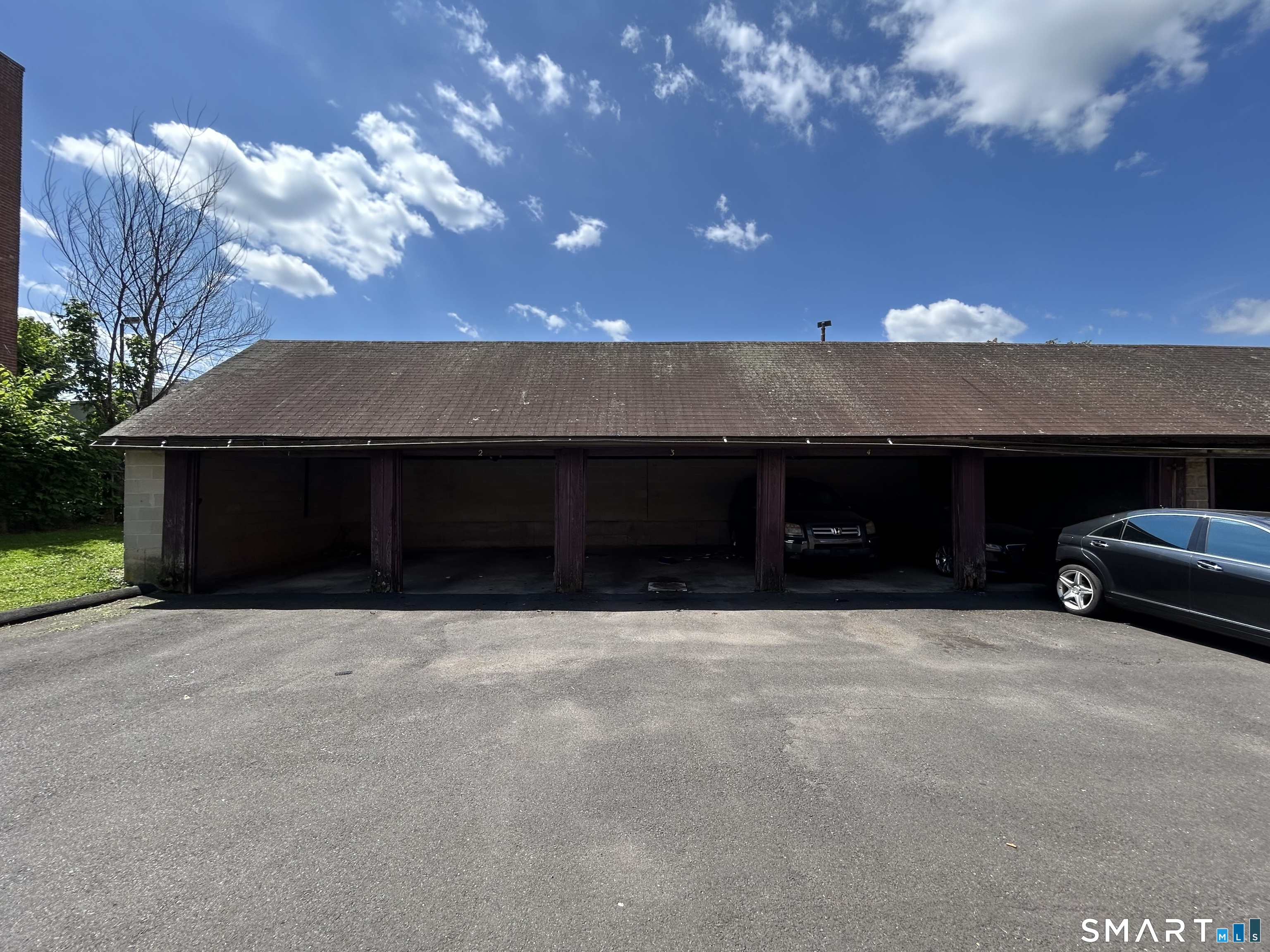 17 Harrison Place Hartford CT 06112