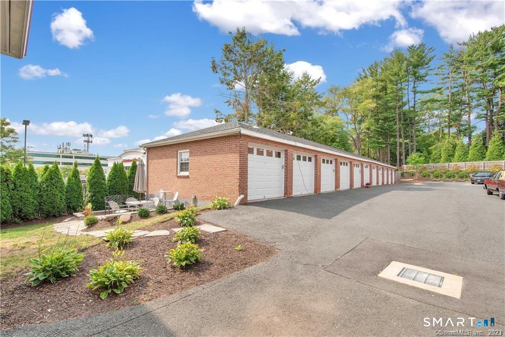 747 North Main Street West Hartford CT 06117