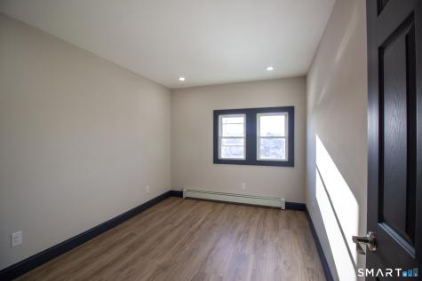 133 North Street Seymour CT 06483