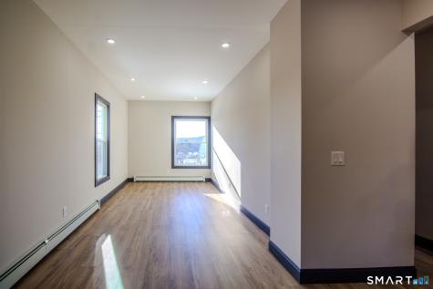133 North Street Seymour CT 06483
