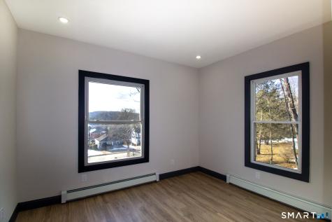 133 North Street Seymour CT 06483