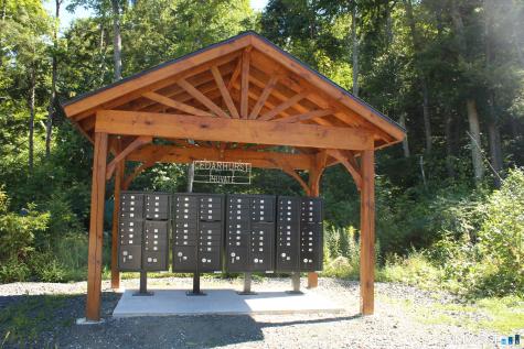11 Mohawk Trail Newtown CT 06482