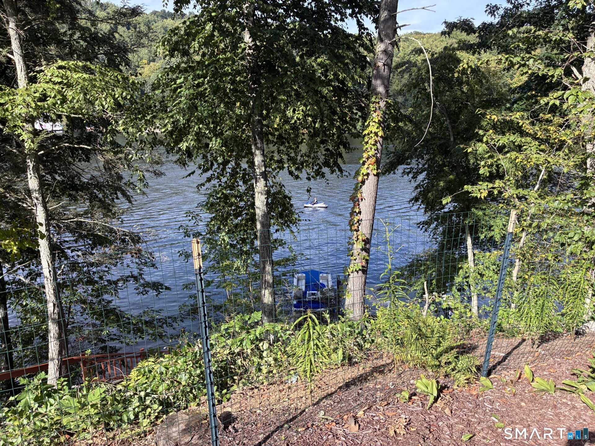 11 Mohawk Trail Newtown CT 06482
