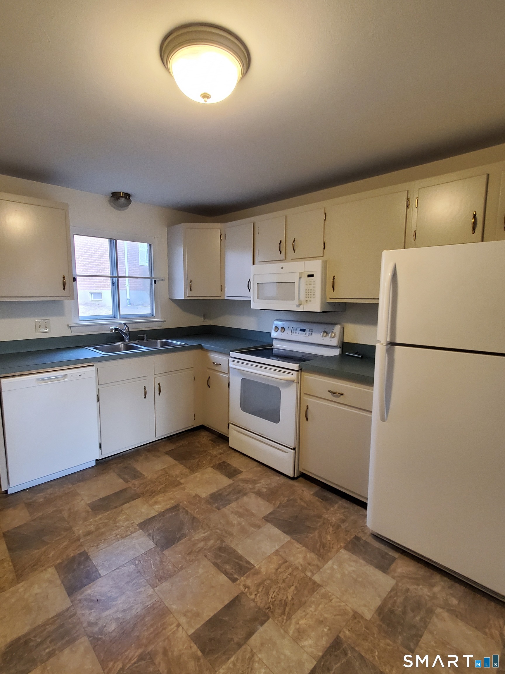 273 Queen Street Southington CT 06489