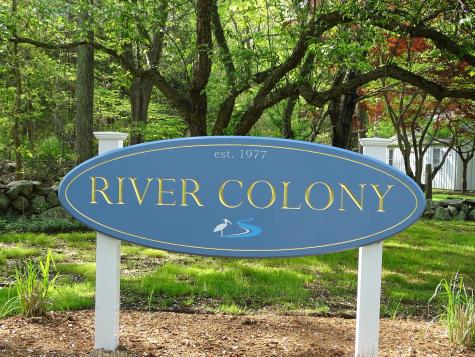 41 River Colony Guilford CT 06437