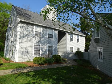 41 River Colony Guilford CT 06437