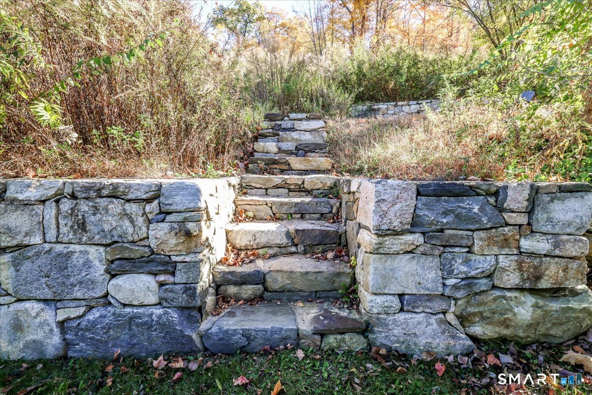 823 Candlewood Lake South Road New Milford CT 06776