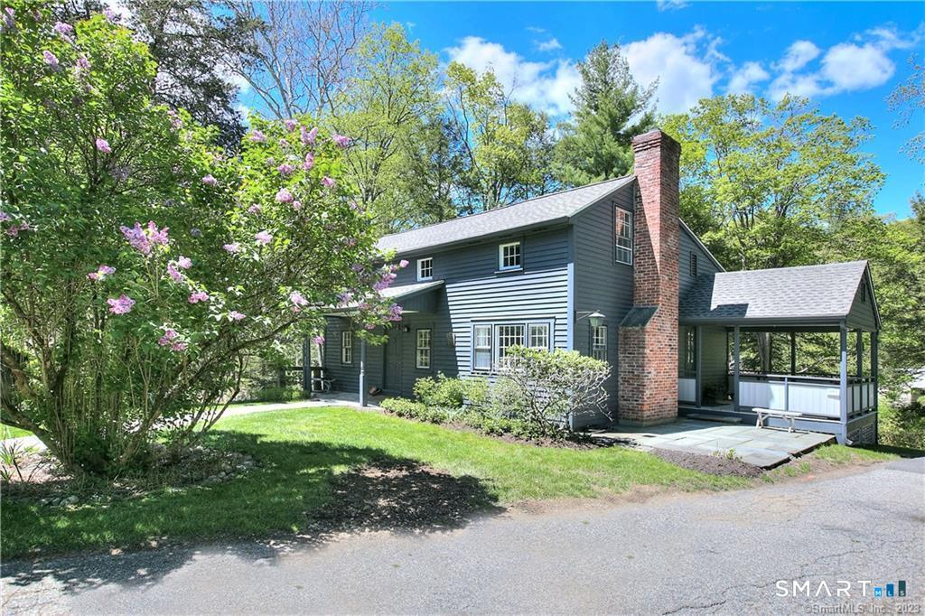 284 Lyons Plain Road Weston CT 06883
