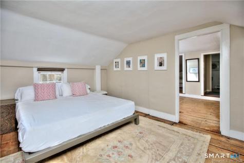 284 Lyons Plain Road Weston CT 06883