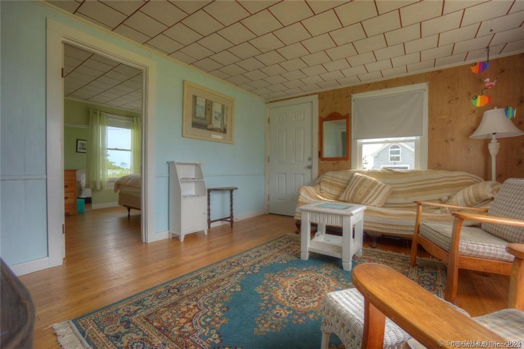 9 Skipper Street Stonington CT 06378