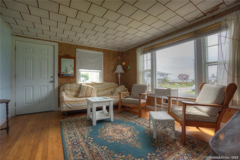 9 Skipper Street Stonington CT 06378