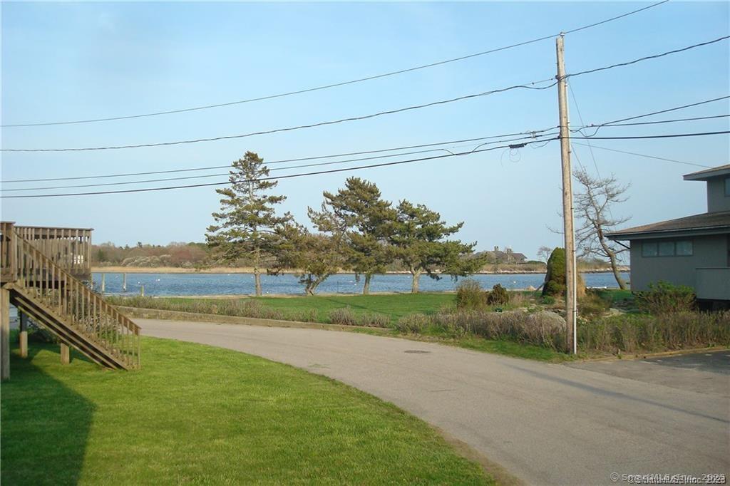 9 Skipper Street Stonington CT 06378