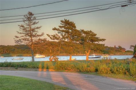 9 Skipper Street Stonington CT 06378