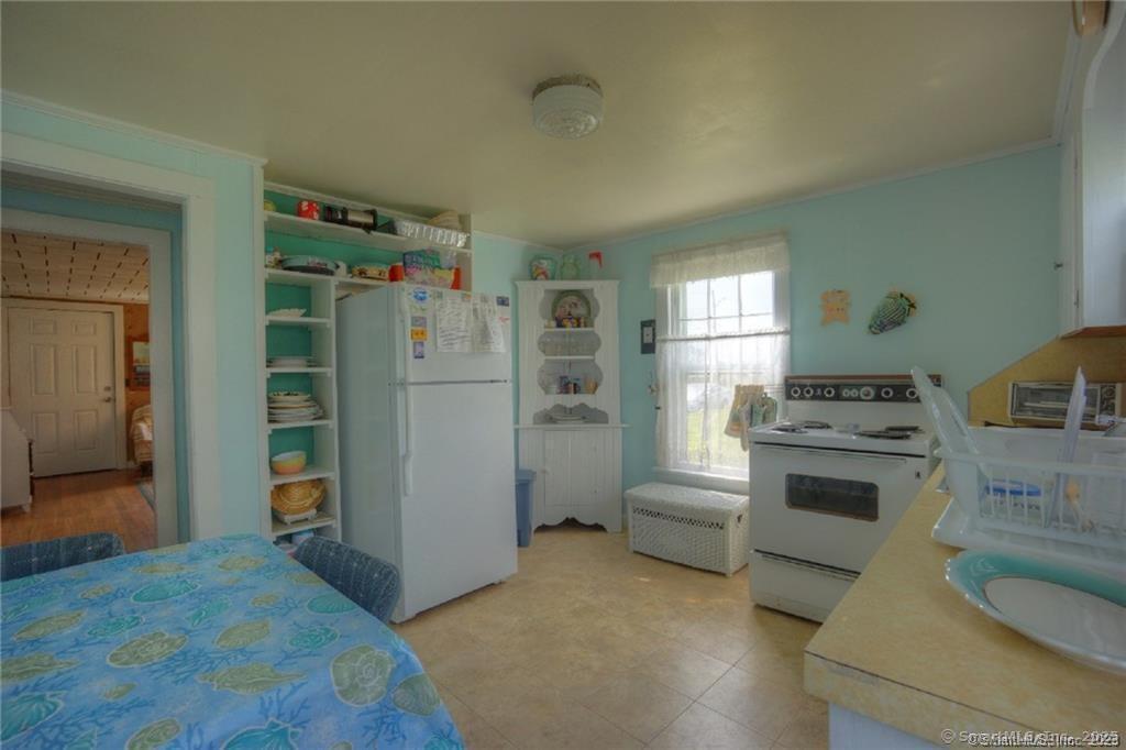 9 Skipper Street Stonington CT 06378