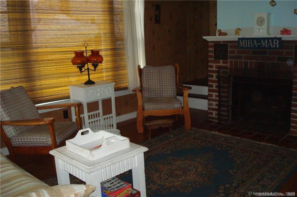 9 Skipper Street Stonington CT 06378