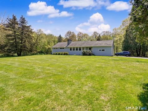 65 Banks Road Easton CT 06612