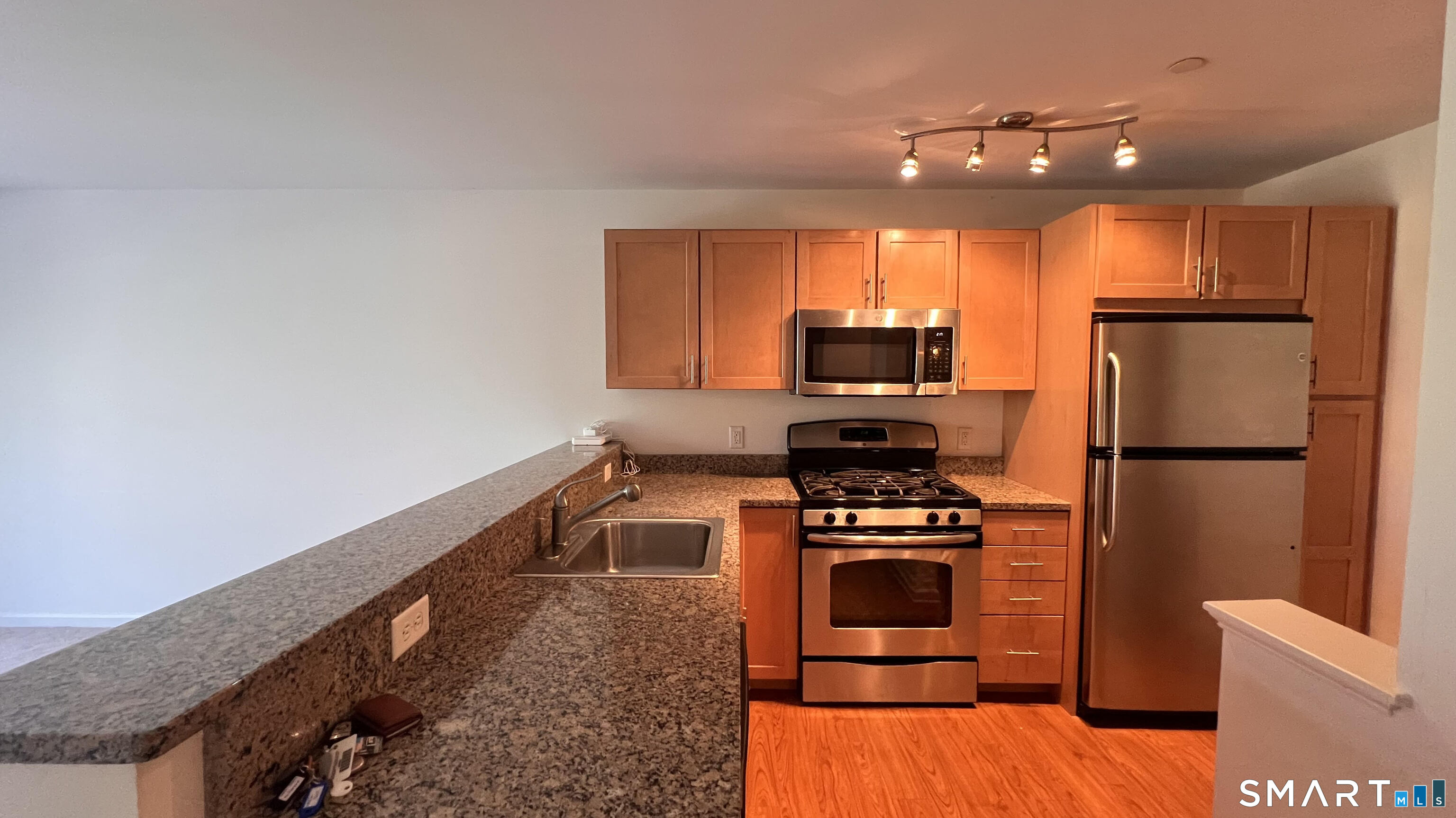 26 Schoolhouse Drive West Hartford CT 06110