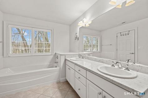 41 Park Place Circle West Hartford CT 06110