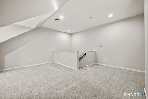 41 Park Place Circle West Hartford CT 06110